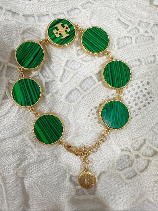 Tory Burch Jewelry - Tory Burch Green Malachite-Style Round Disc Chain Bracelet in Gold-Tone
